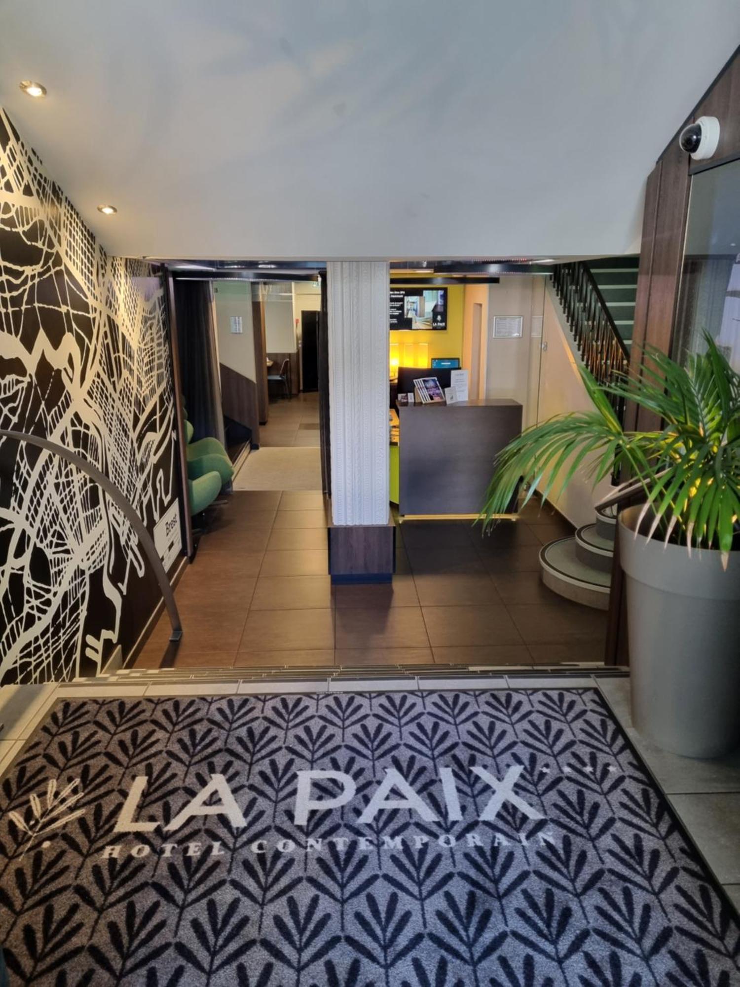 The Originals Boutique, Hotel De La Paix, Brest Bagian luar foto